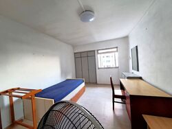 Blk 107 Jurong East Street 13 (Jurong East), HDB Executive #626509171